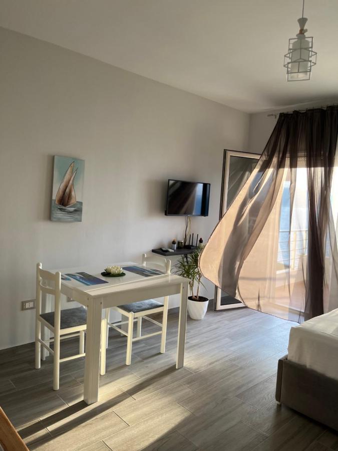 Lotus Apartments Vlorë Exterior foto